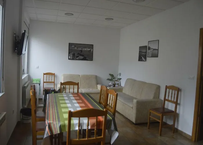 ゲストハウス Ultreia *